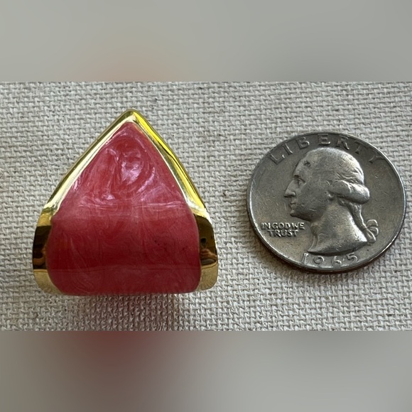 Vintage Pink Enamel & Gold Triangle Earrings - Picture 3 of 4